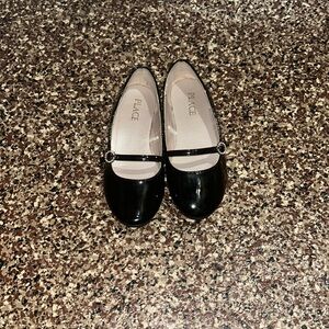 Black dress shoe children’s Place size 13